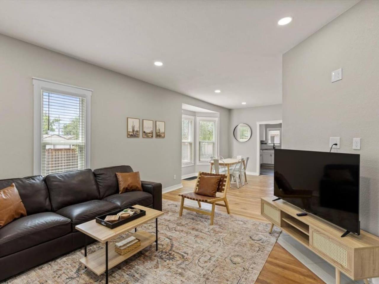Tranquil Getaway Near Downtown *